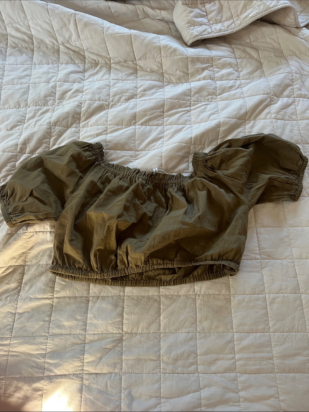 Off-Shoulder Puff Sleeve Crop Top - Olive Brown - Picture 5 of 5